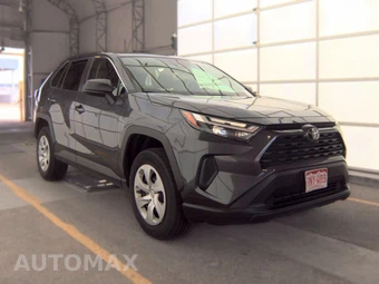 2024 Toyota RAV4 LE - miniatura 3