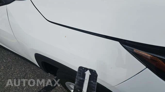 2024 Toyota RAV4 LE - miniatura 24