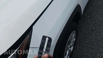 2024 Toyota RAV4 LE - miniatura 35