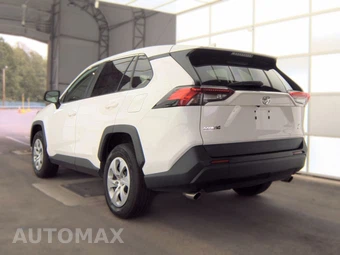 2024 Toyota RAV4 LE - miniatura 6