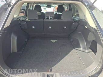 2024 Toyota RAV4 LE - miniatura 16