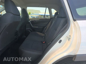 2024 Toyota RAV4 LE - miniatura 13
