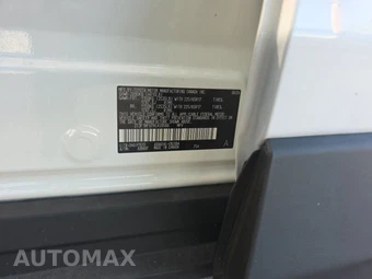2024 Toyota RAV4 LE - miniatura 14