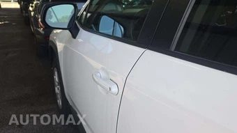 2024 Toyota RAV4 LE - miniatura 20