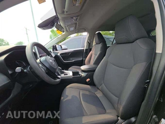 2024 Toyota RAV4 LE - miniatura 6