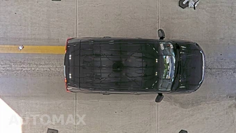 2024 Toyota RAV4 LE - miniatura 11