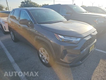 2024 Toyota RAV4 LE - miniatura 3