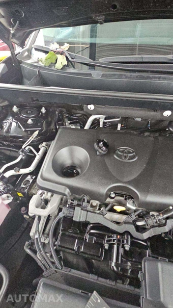 2024 Toyota RAV4 LE - miniatura 18