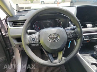 2024 Toyota RAV4 LE - miniatura 16