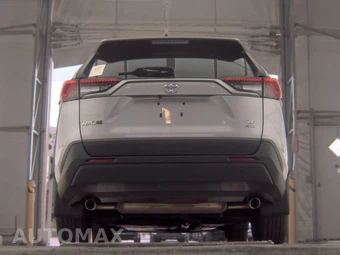 2024 Toyota RAV4 LE - miniatura 7