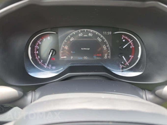 2024 Toyota RAV4 LE – miniatura 6