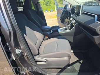 2024 Toyota RAV4 LE - miniatura 15