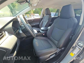 2024 Toyota RAV4 LE - miniatura 6