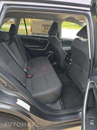 2024 Toyota RAV4 LE - miniatura 16