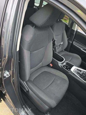 2024 Toyota RAV4 LE - miniatura 18