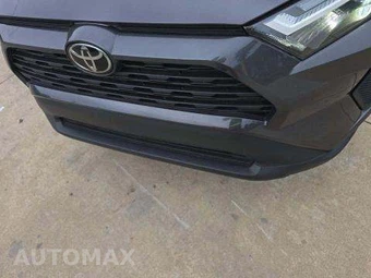 2024 Toyota RAV4 LE - miniatura 22