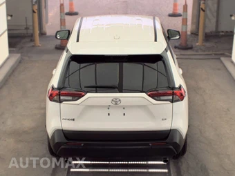 2024 Toyota RAV4 LE - miniatura 5
