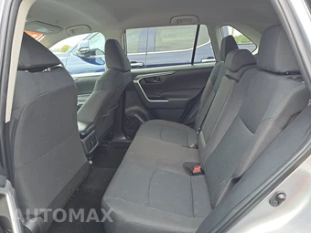 2024 Toyota RAV4 LE – miniatura 13