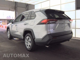 2024 Toyota RAV4 LE – miniatura 6