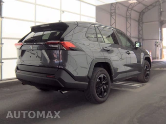 2024 Toyota RAV4 LE - miniatura 4