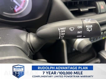 2024 Toyota RAV4 LE - miniatura 39