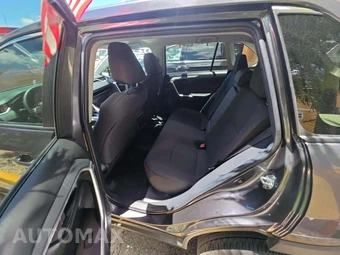 2024 Toyota RAV4 LE - miniatura 13