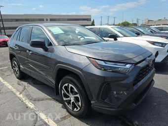 2024 Toyota RAV4 LE - miniatura 4
