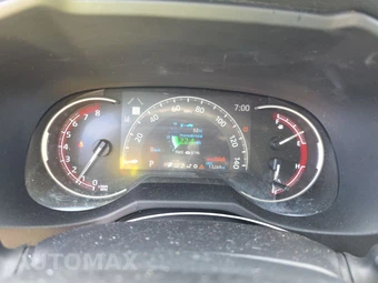2024 Toyota RAV4 LE - miniatura 12