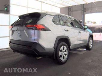 2024 Toyota RAV4 LE - miniatura 4