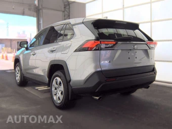 2024 Toyota RAV4 LE - miniatura 6