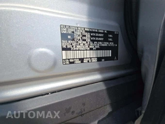 2024 Toyota RAV4 LE - miniatura 5