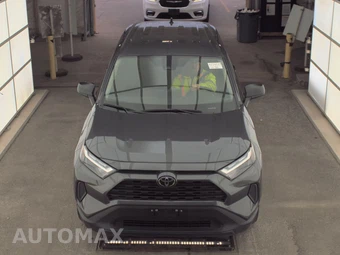 2024 Toyota RAV4 LE – miniatura 2