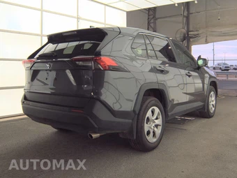 2024 Toyota RAV4 LE – miniatura 4