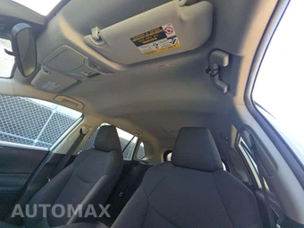 2024 Toyota RAV4 LE - miniatura 11