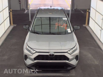 2024 Toyota RAV4 LE – miniatura 2