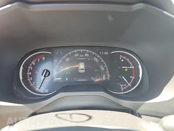 2024 Toyota RAV4 LE - miniatura 12