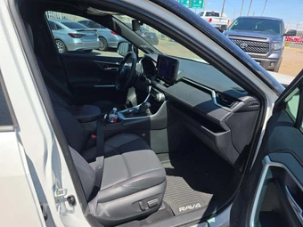 2024 Toyota RAV4 Prime XSE - miniatura 18