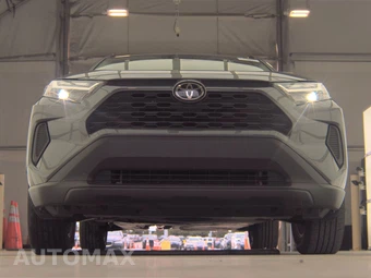 2024 Toyota RAV4 XLE - miniatura 3