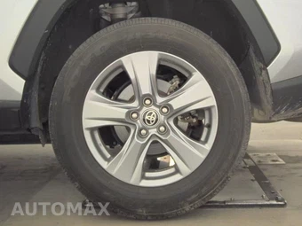 2024 Toyota RAV4 XLE - miniatura 12