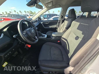 2024 Toyota RAV4 XLE - miniatura 13