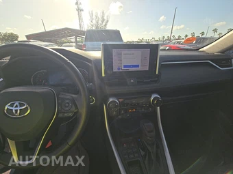 2024 Toyota RAV4 XLE - miniatura 17