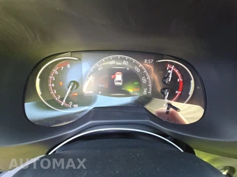 2024 Toyota RAV4 XLE - miniatura 18