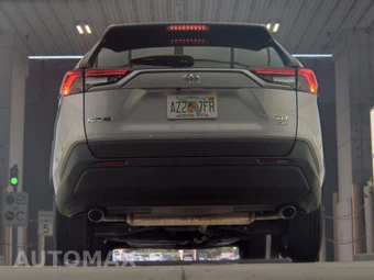 2024 Toyota RAV4 XLE - miniatura 7