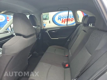 2024 Toyota RAV4 XLE - miniatura 13