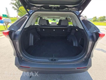 2024 Toyota RAV4 XLE - miniatura 11