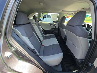 2024 Toyota RAV4 XLE - miniatura 13
