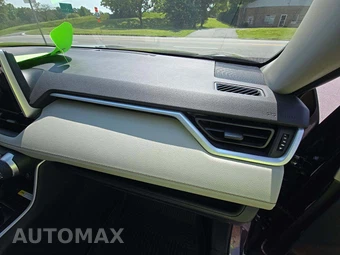 2024 Toyota RAV4 XLE - miniatura 16