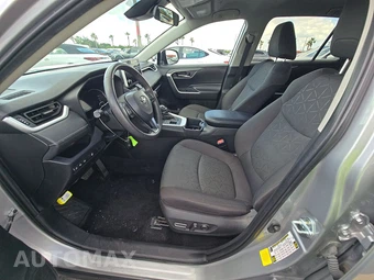 2024 Toyota RAV4 XLE - miniatura 13