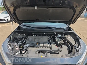 2024 Toyota RAV4 XLE - miniatura 18