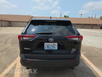 2024 Toyota RAV4 XLE - miniatura 5